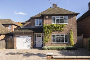 Lovelace Drive, Pyrford GU22