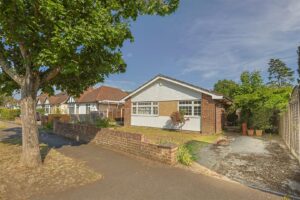 Selbourne Avenue, New Haw