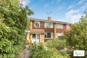 Engliff Lane, Pyrford, Woking