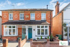 Station Road, West Byfleet