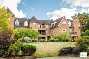 Churchfields Avenue, Weybridge